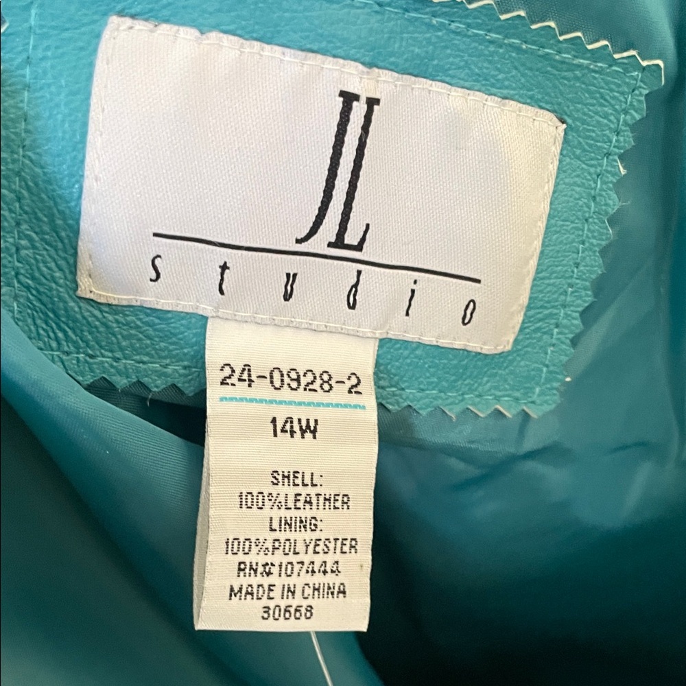 Vintage Teal Women's Leather Jacket with matching shell - Picture 8 of 9